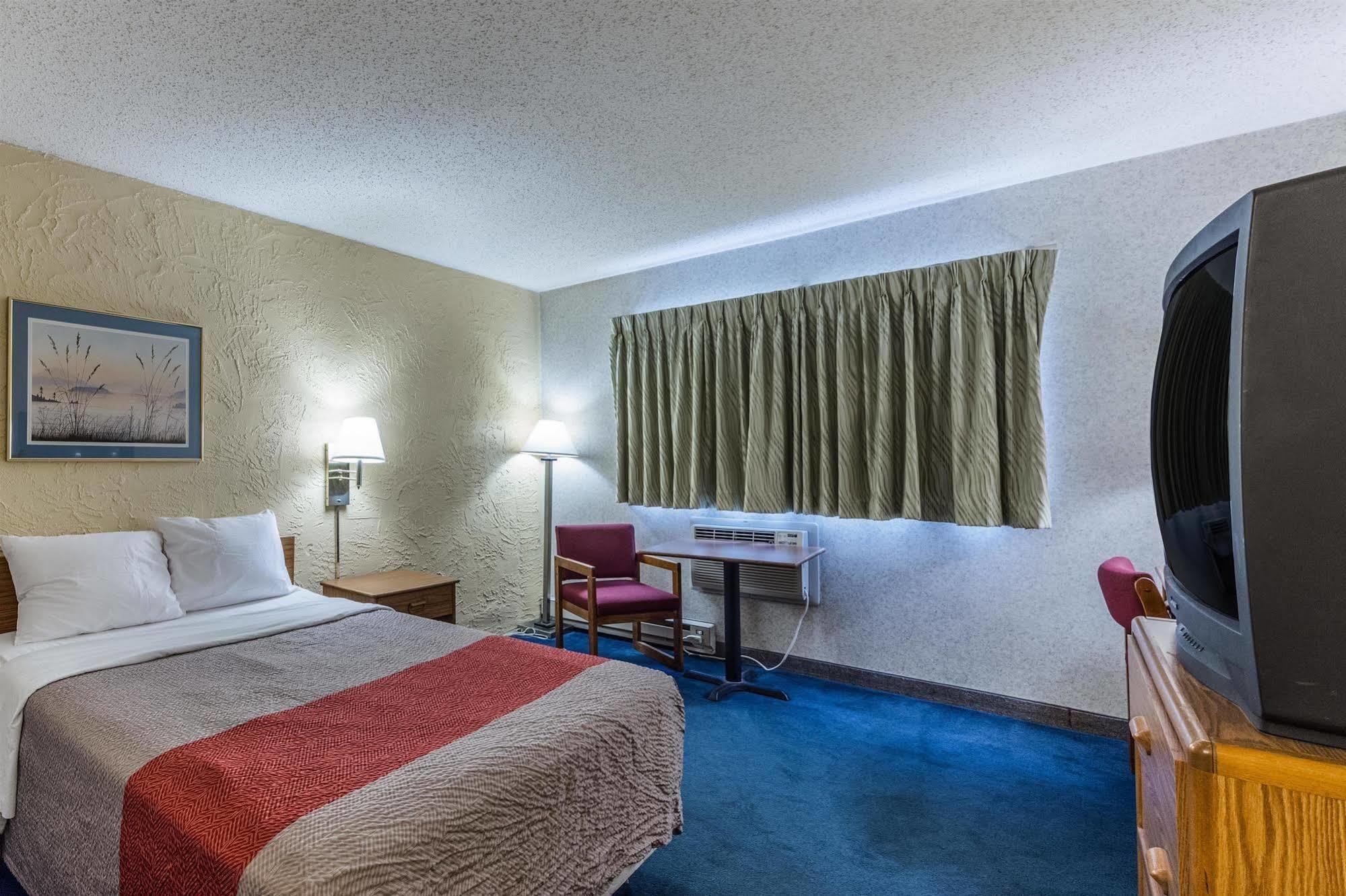 Rodeway Inn Каскейд Экстерьер фото